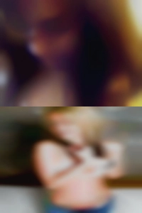 Both female younger or swingers older.