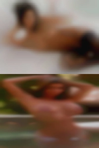 Prattville lonely swinging naked woman.